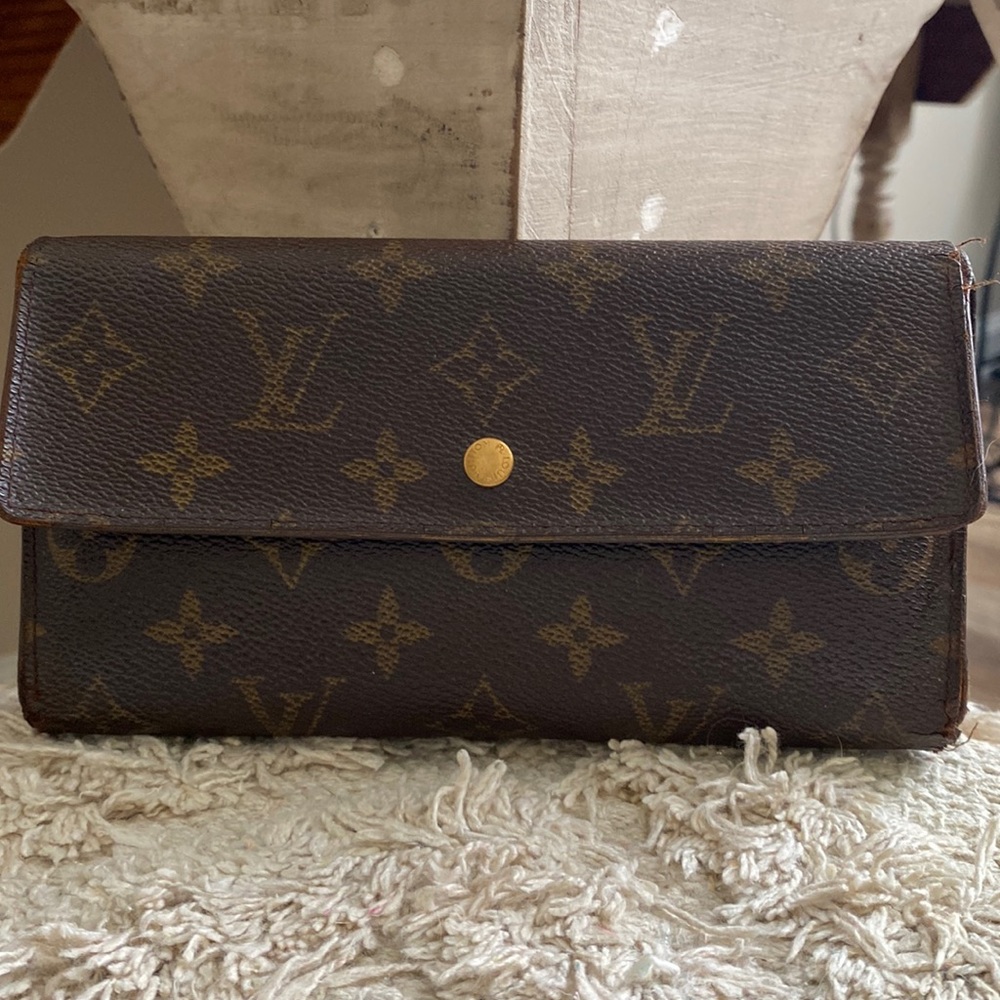 Authentic LV wallet